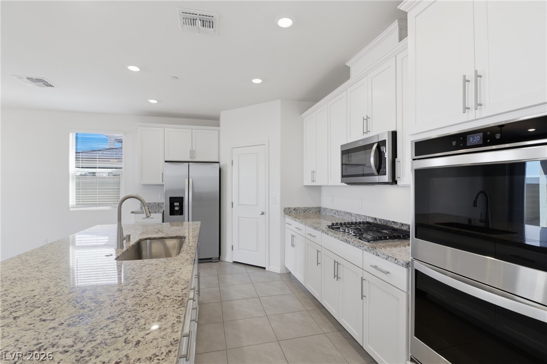 1608 Pacific Baza Street Property Photo 9