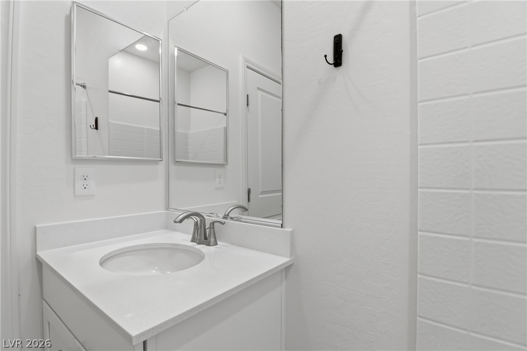 1608 Pacific Baza Street Property Photo 19