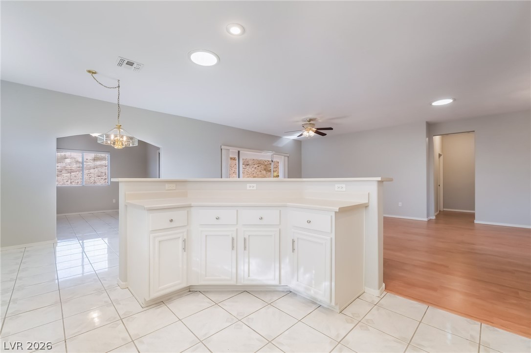 2571 Thatcher Avenue Property Photo 17