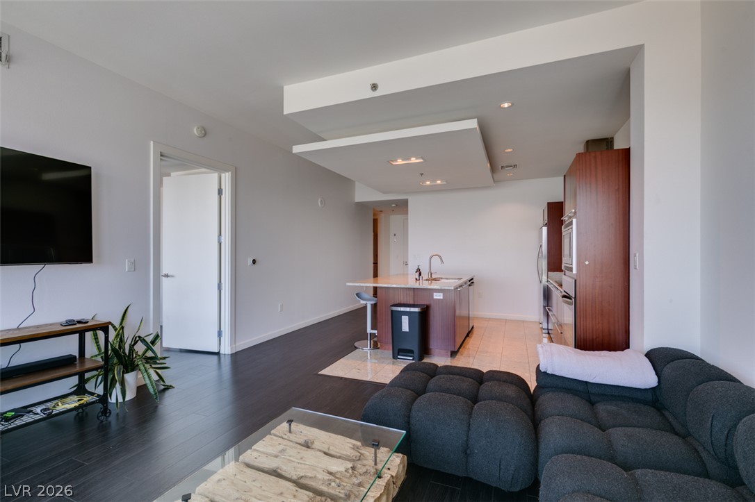 4471 Dean Martin Drive 4004 Property Photo 14