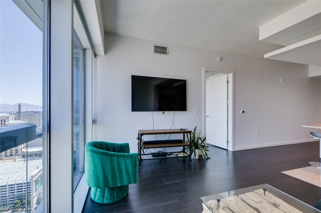 4471 Dean Martin Drive 4004 Property Photo 15
