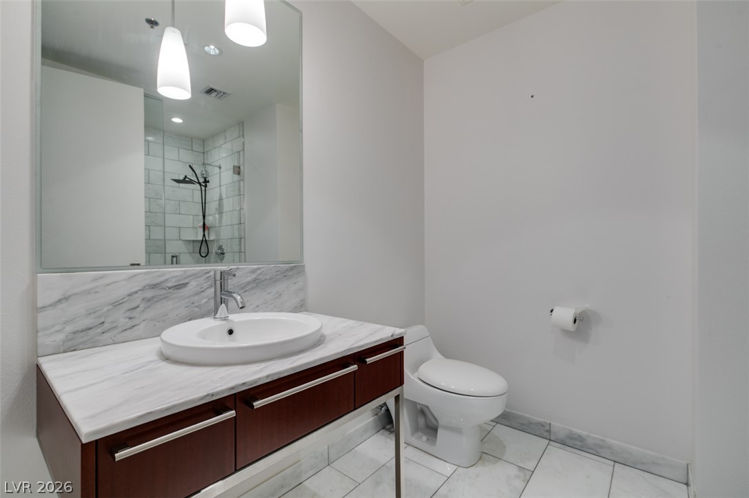4471 Dean Martin Drive 4004 Property Photo 26