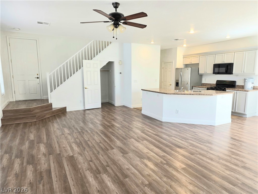 8084 Retriever Avenue Property Photo 3