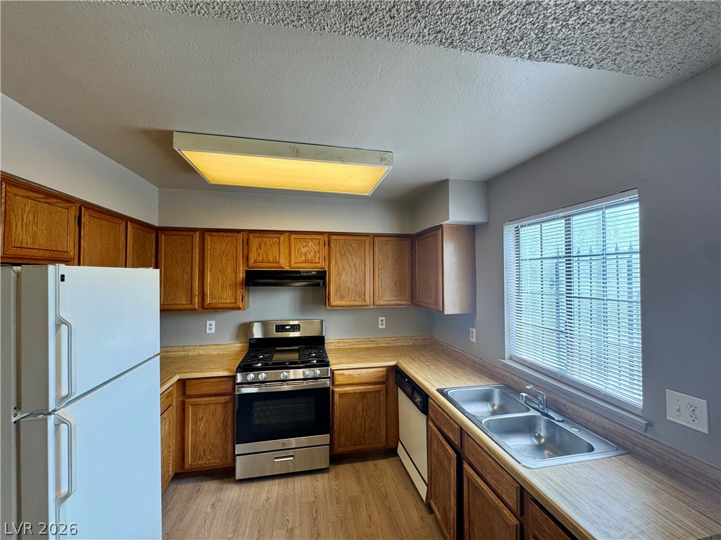 7048 Burcot Avenue 50 Property Photo 6