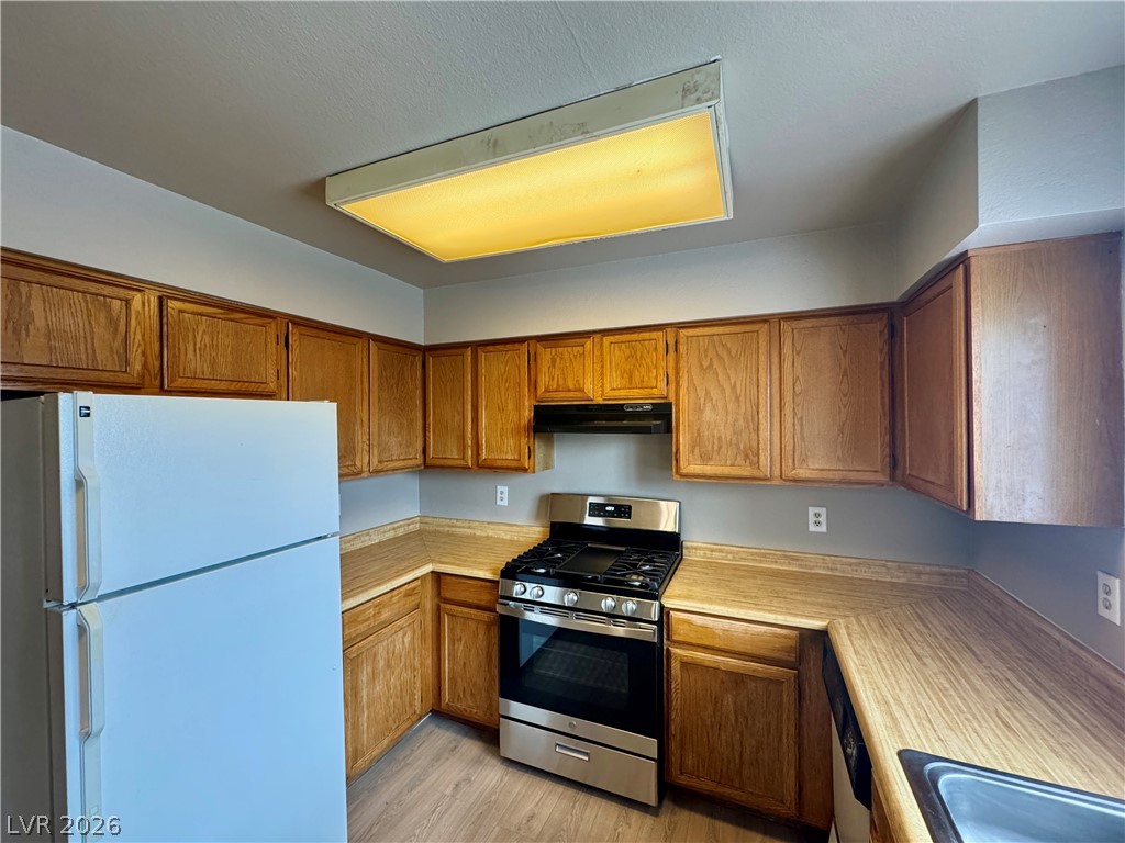 7048 Burcot Avenue 50 Property Photo 7