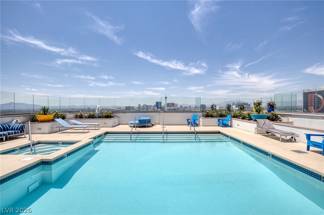 150 Las Vegas Boulevard 2004 Property Photo 1