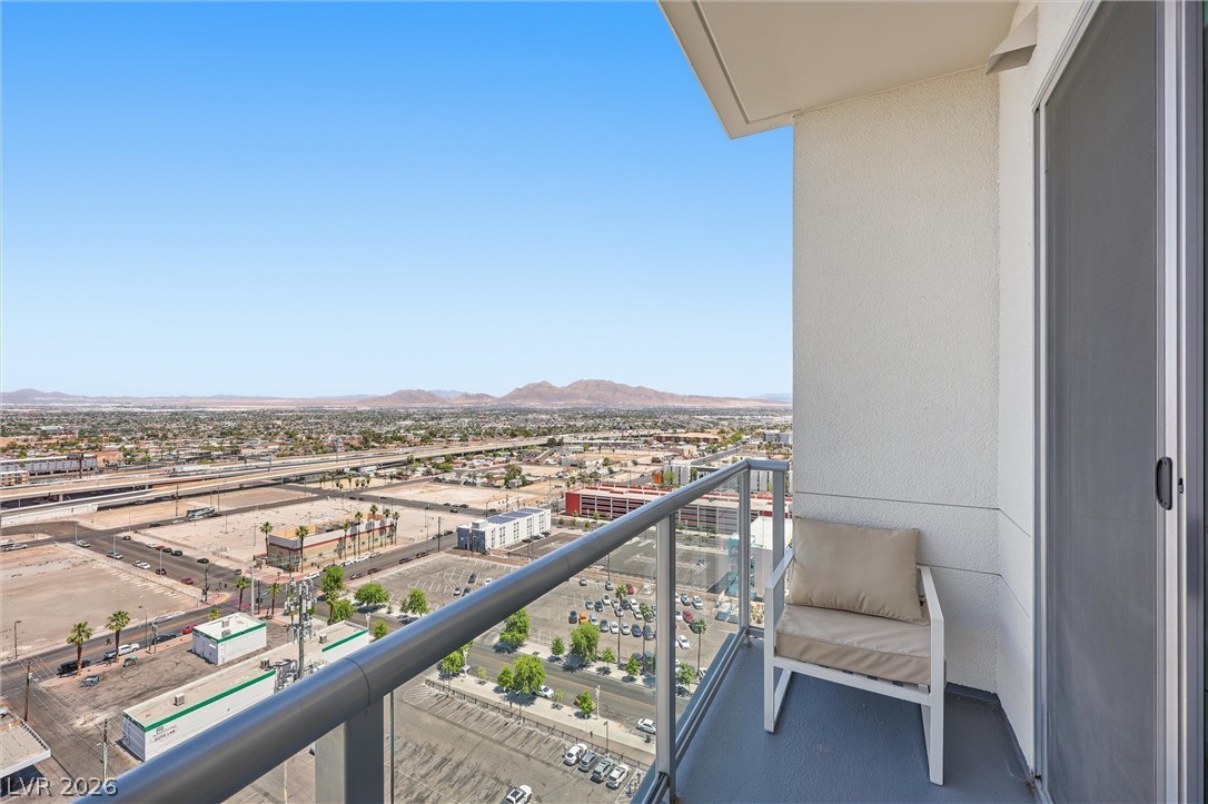 150 Las Vegas Boulevard 2004 Property Photo 23