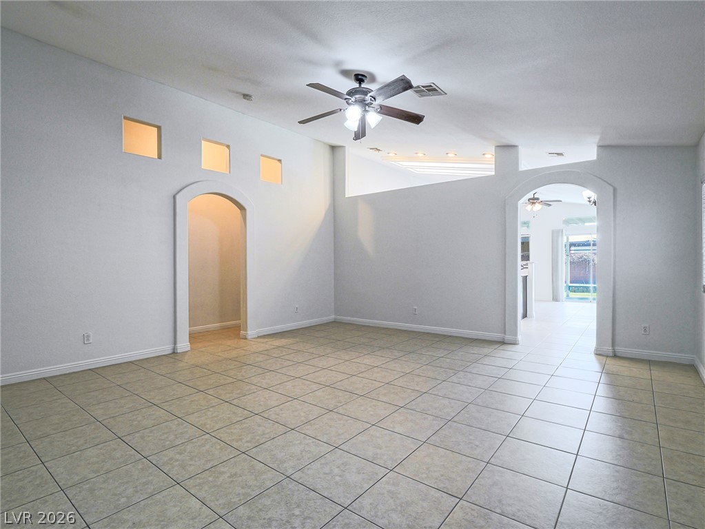 527 Shallow Mist Court Property Photo 12