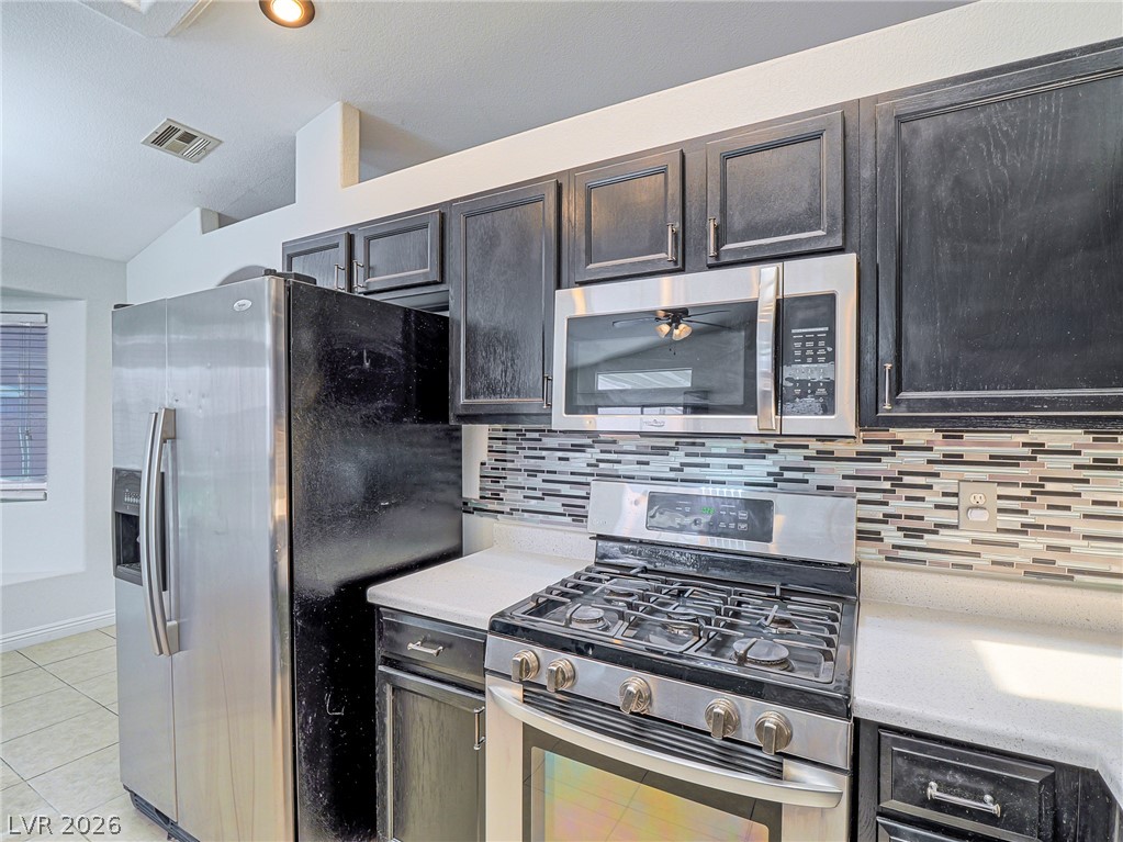 527 Shallow Mist Court Property Photo 17