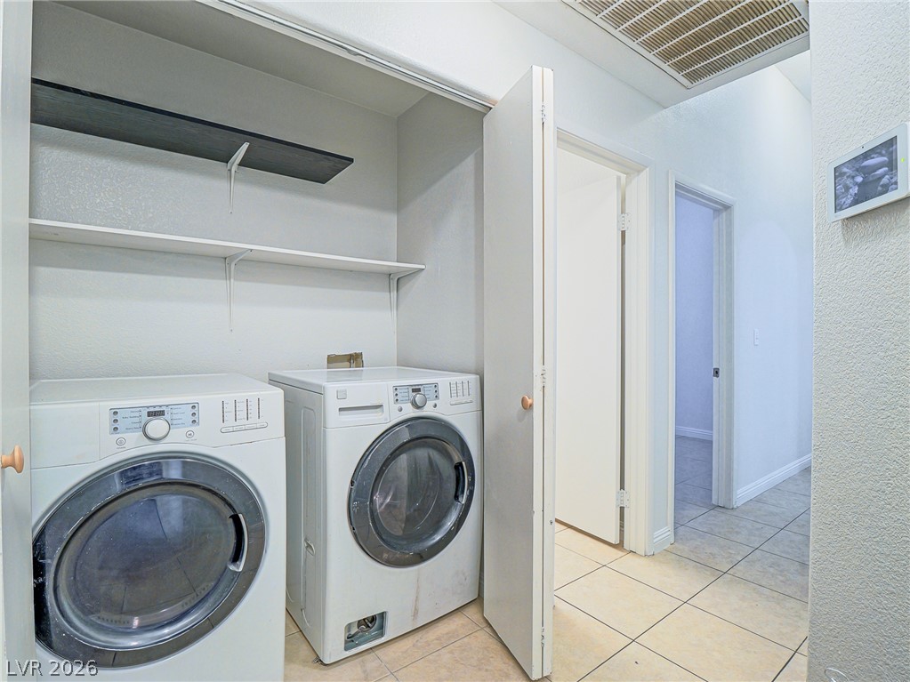 527 Shallow Mist Court Property Photo 29