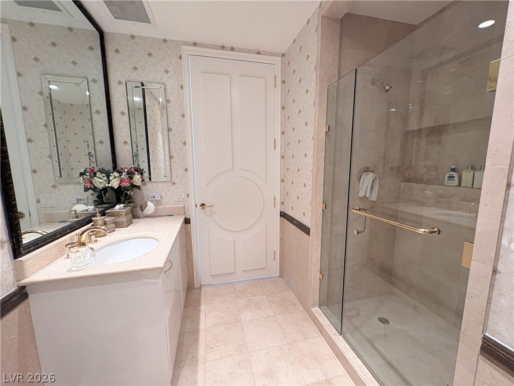 2857 Paradise Road Ph2904 Property Photo 47