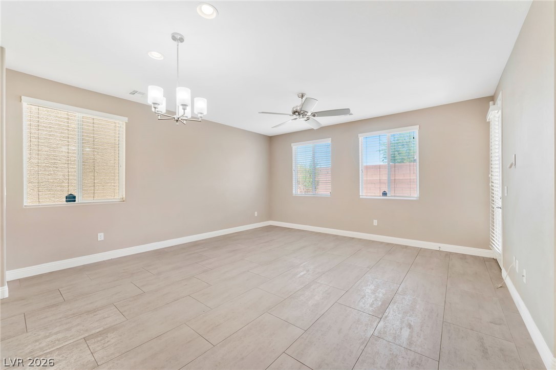 730 Bending Wolf Avenue Property Photo 3
