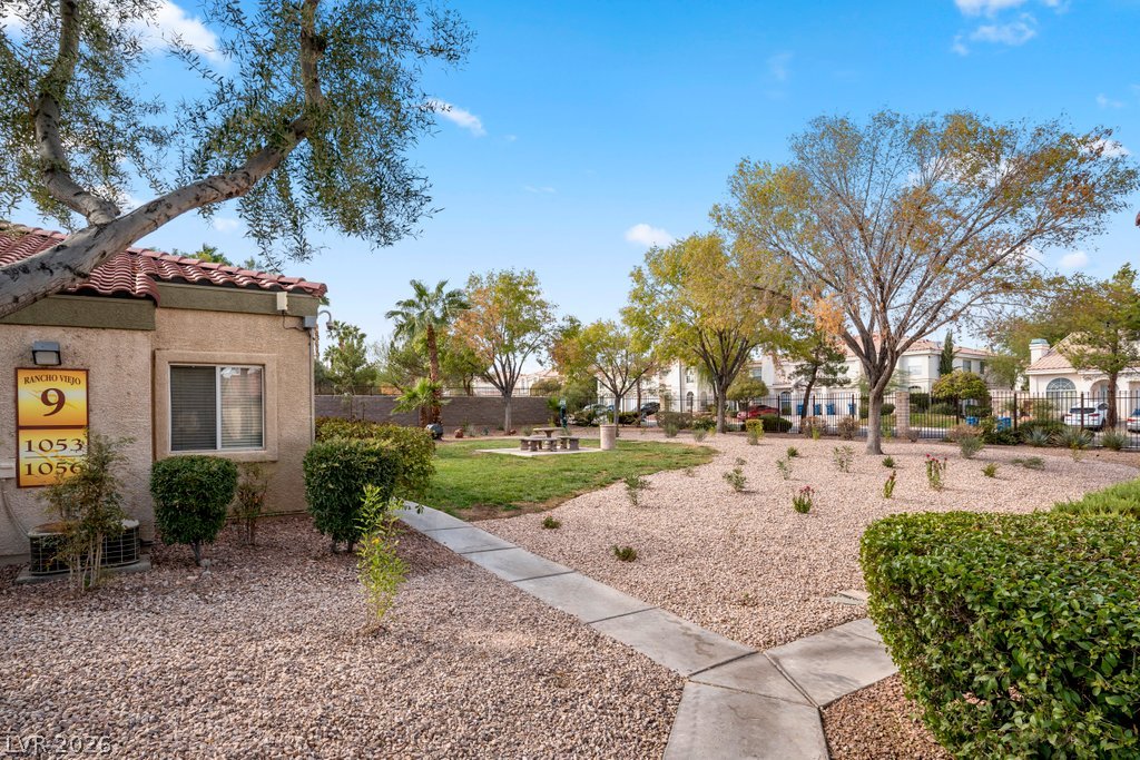 7885 West Flamingo Road 1053 Property Photo 6