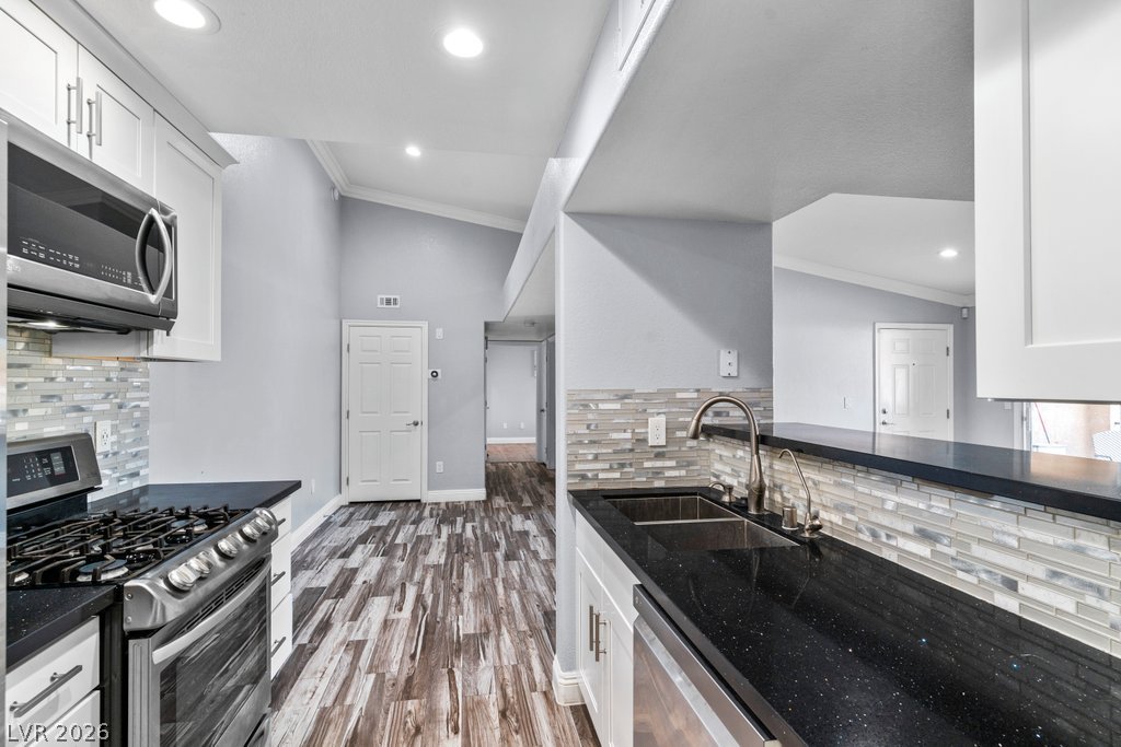 7885 West Flamingo Road 1053 Property Photo 15
