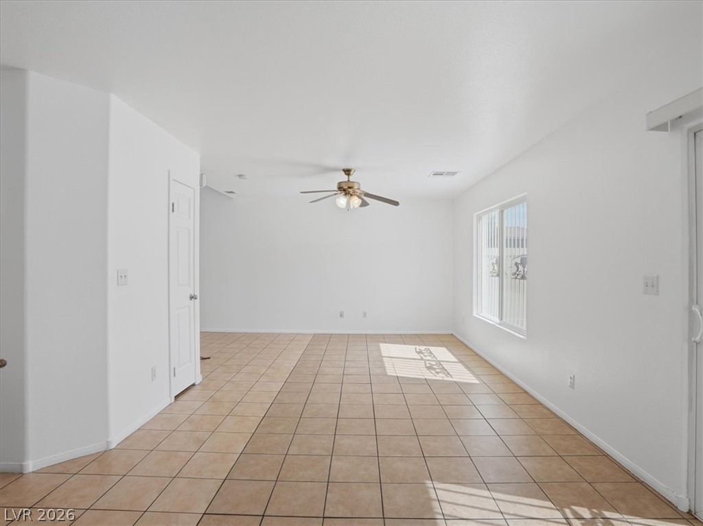 1620 Legato Falls Street Property Photo 24