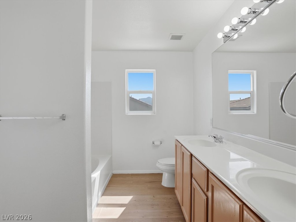 1620 Legato Falls Street Property Photo 35