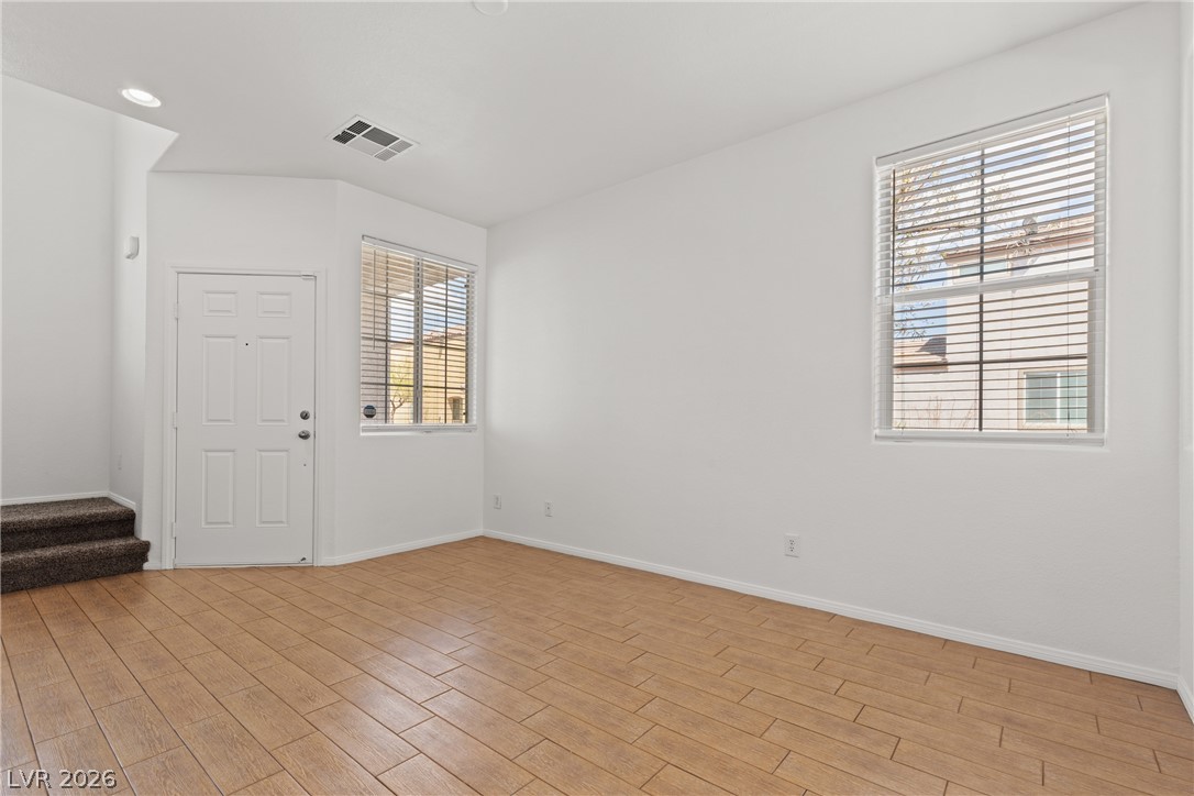 1137 Village Crossing Lane Property Photo 7