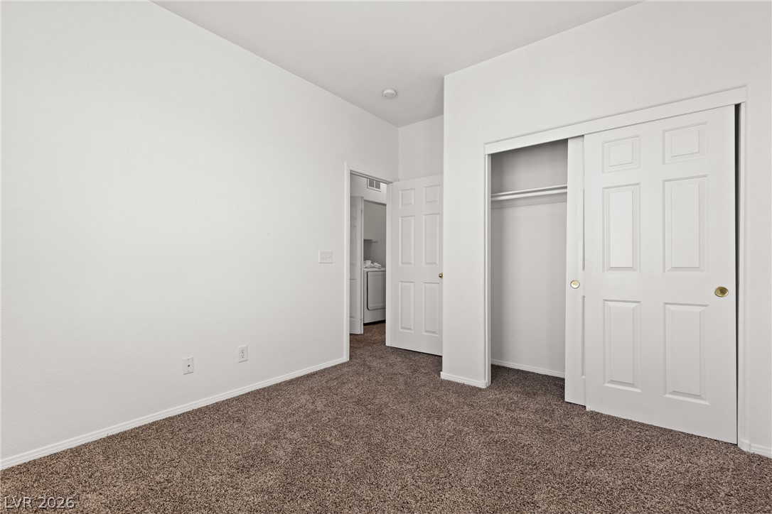 1137 Village Crossing Lane Property Photo 27