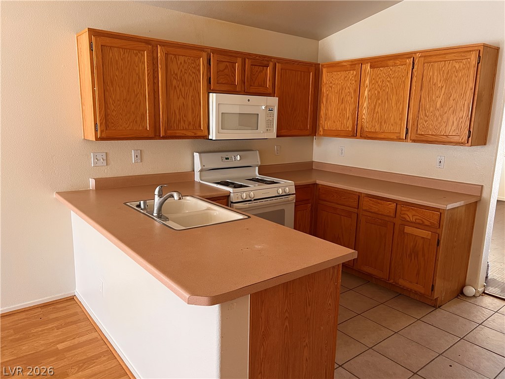 2505 Morocco Avenue Property Photo 3