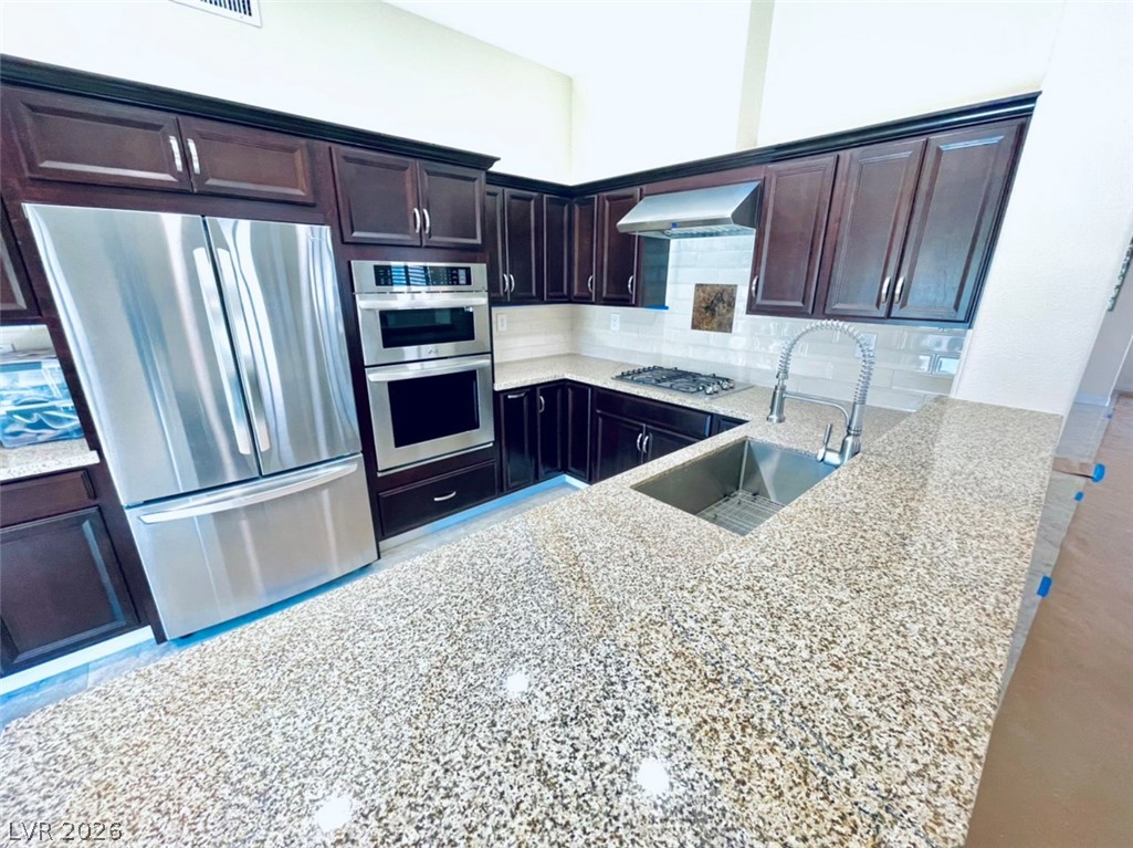 1855 Desert Forest Way Property Photo 8
