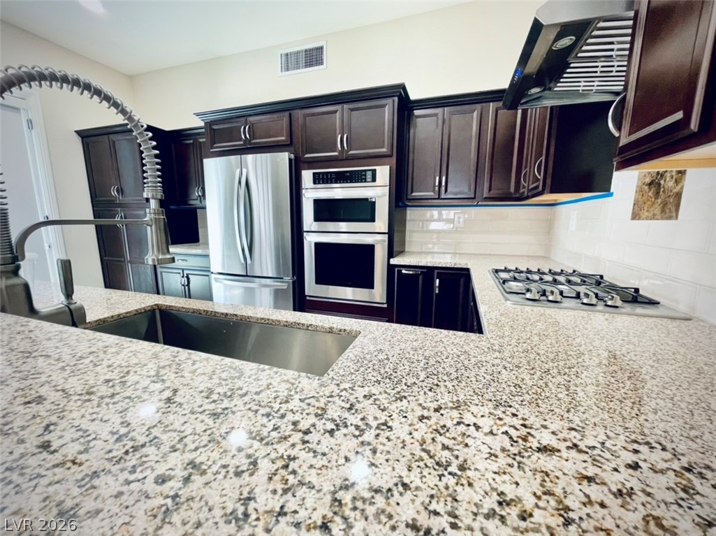 1855 Desert Forest Way Property Photo 12