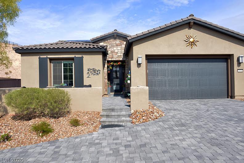 174 Crimson Cactus Avenue Property Photo 2