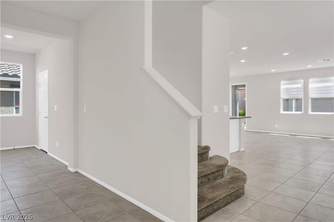 8755 Rio Andir Avenue Property Photo 4