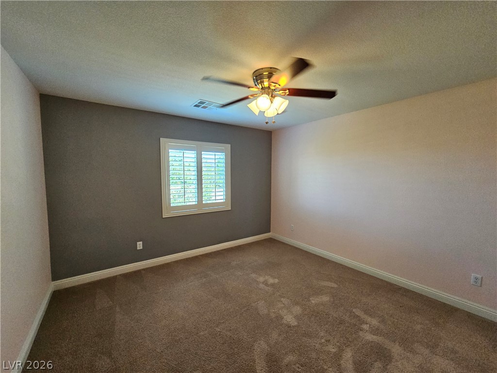 892 White Sparrow Street Property Photo 21