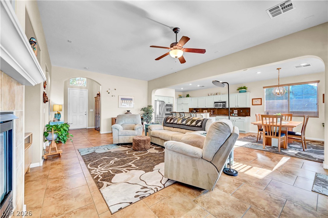 9928 Tradition Creek Avenue Property Photo 11