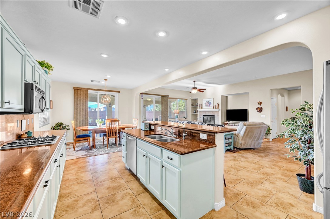9928 Tradition Creek Avenue Property Photo 19