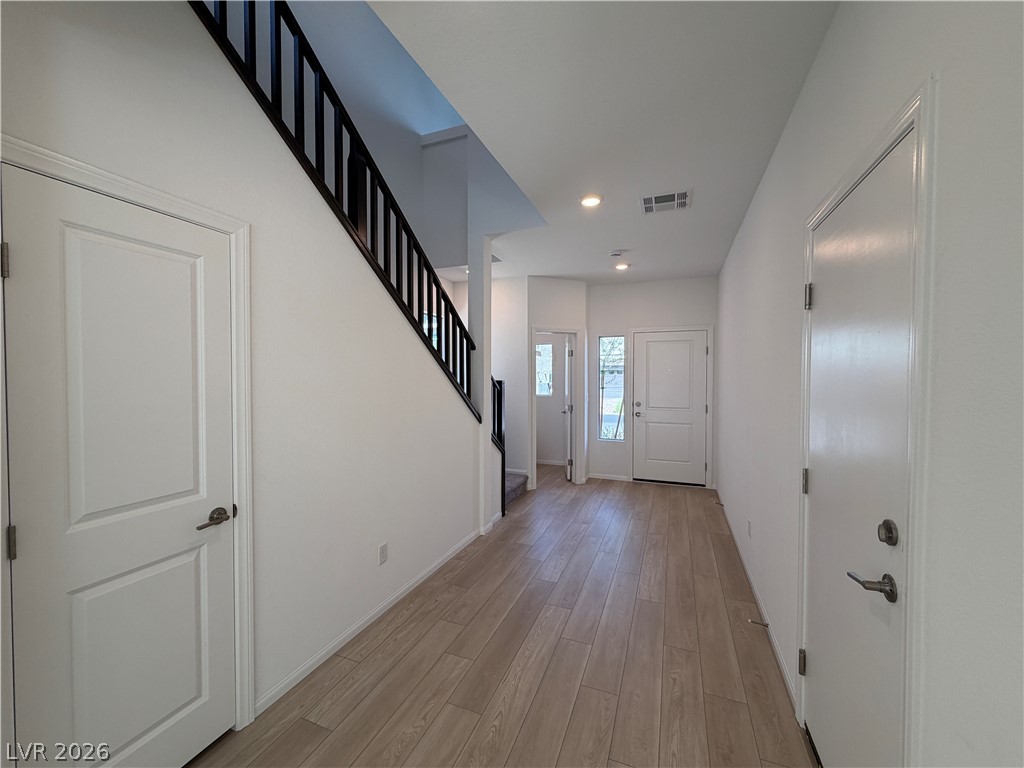 10021 Cooper Mountain Street Property Photo 4