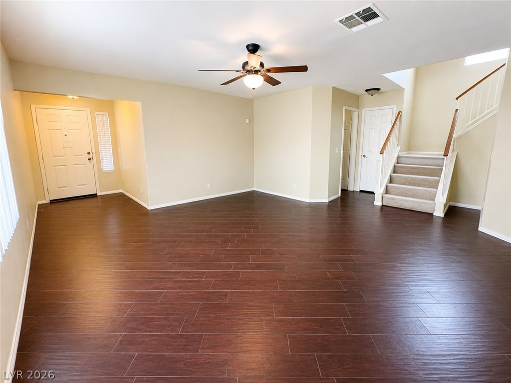 3341 Salmon Creek Drive Property Photo 4