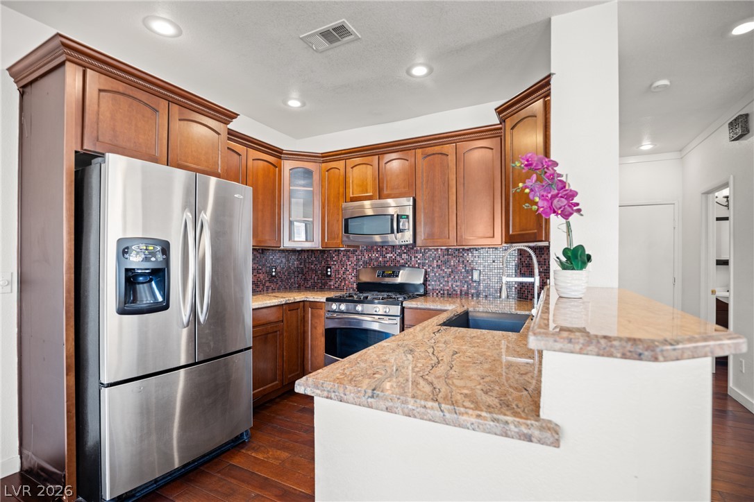 251 South Green Valley Parkway 2211 Property Photo 8