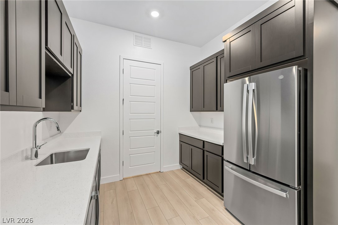 1605 Amalfi Arches Place Property Photo 24