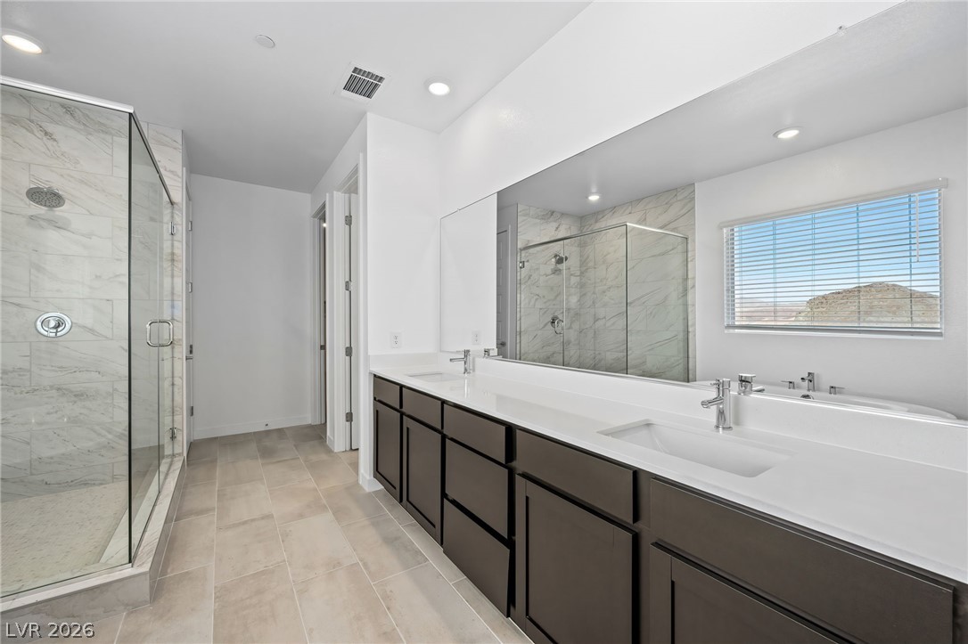 1605 Amalfi Arches Place Property Photo 35