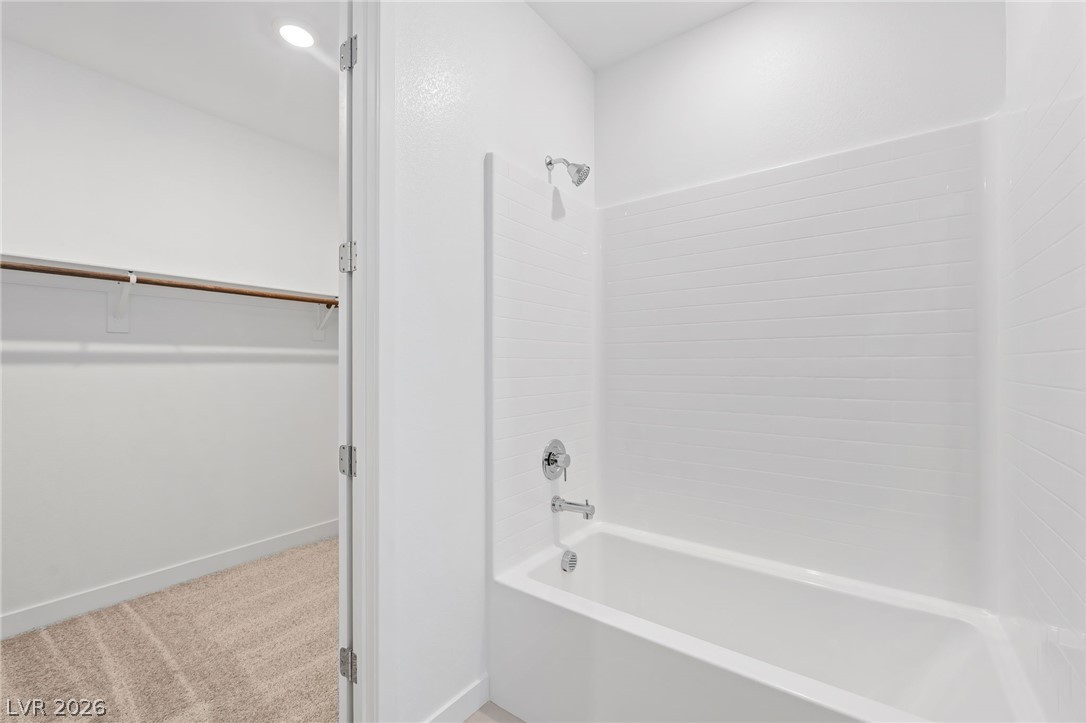 1605 Amalfi Arches Place Property Photo 56