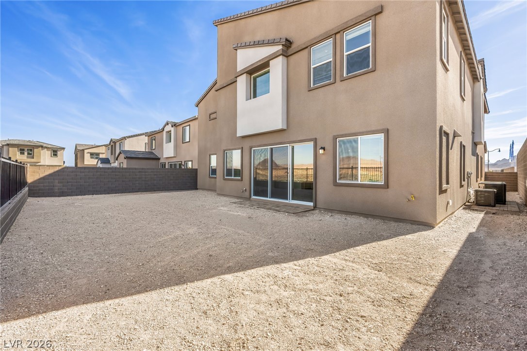 1605 Amalfi Arches Place Property Photo 58