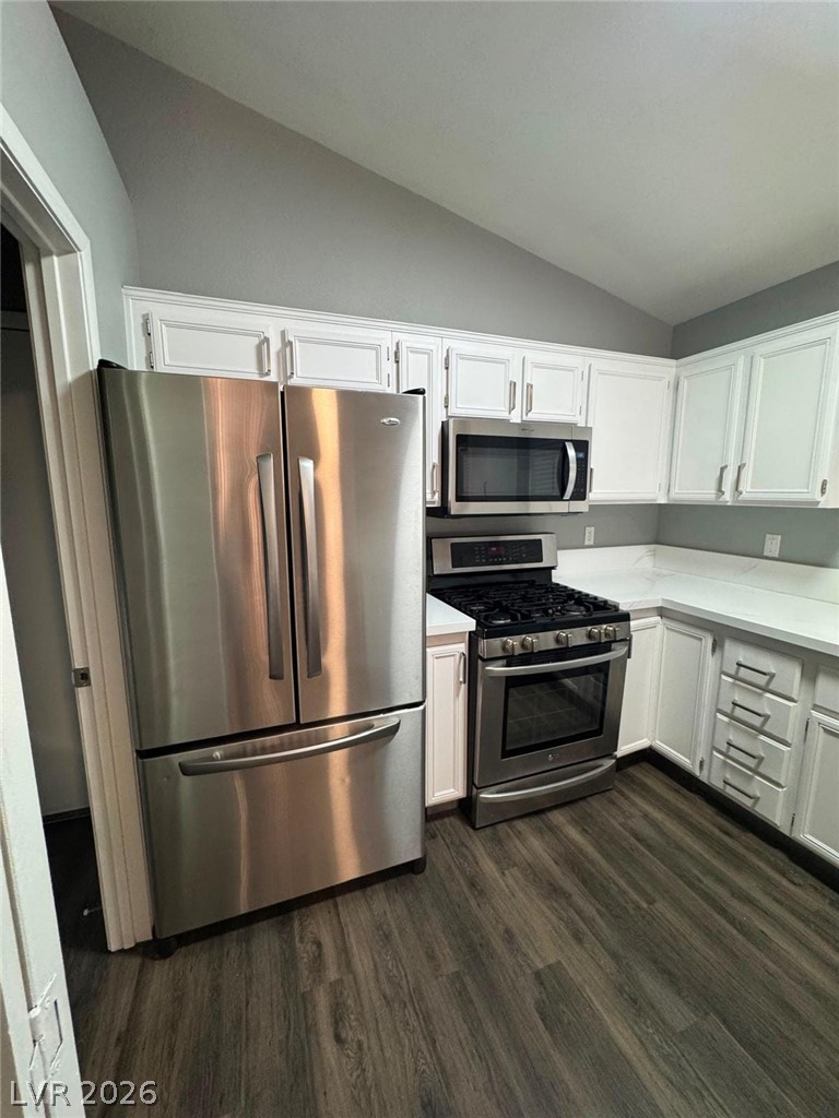 4339 Coyote Crest Court Property Photo 7
