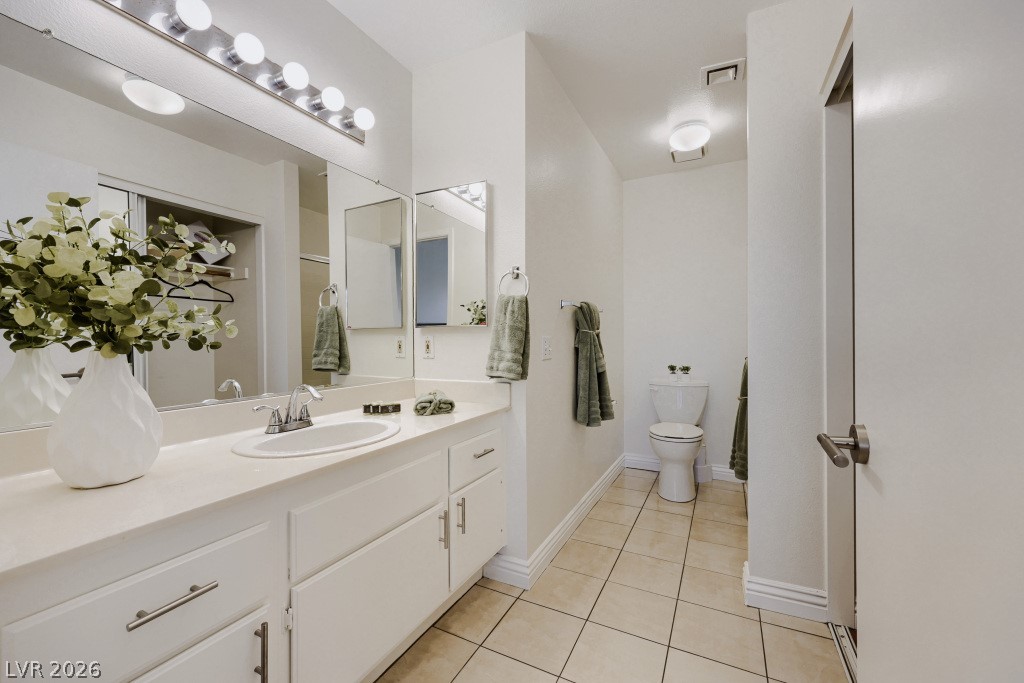 4893 South Torrey Pines Drive 203 Property Photo 13