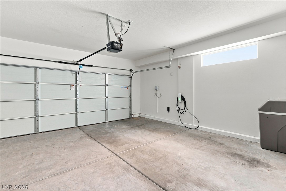 709 Emerson Creek Court Property Photo 32