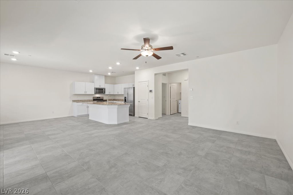 10955 Meridian Fields Property Photo 9