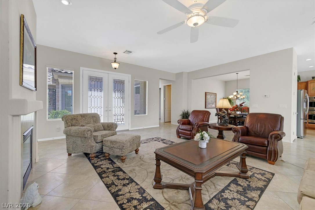 2429 Orangeburg Place Property Photo 18