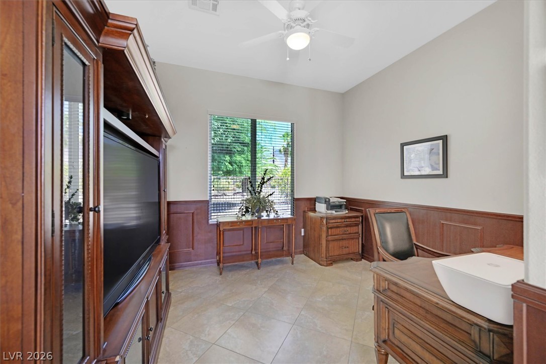 2429 Orangeburg Place Property Photo 36
