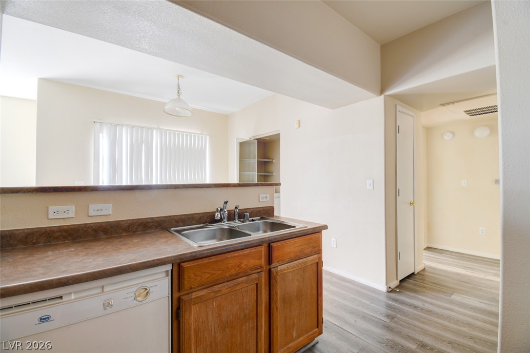 7255 West Sunset Road 1077 Property Photo 9