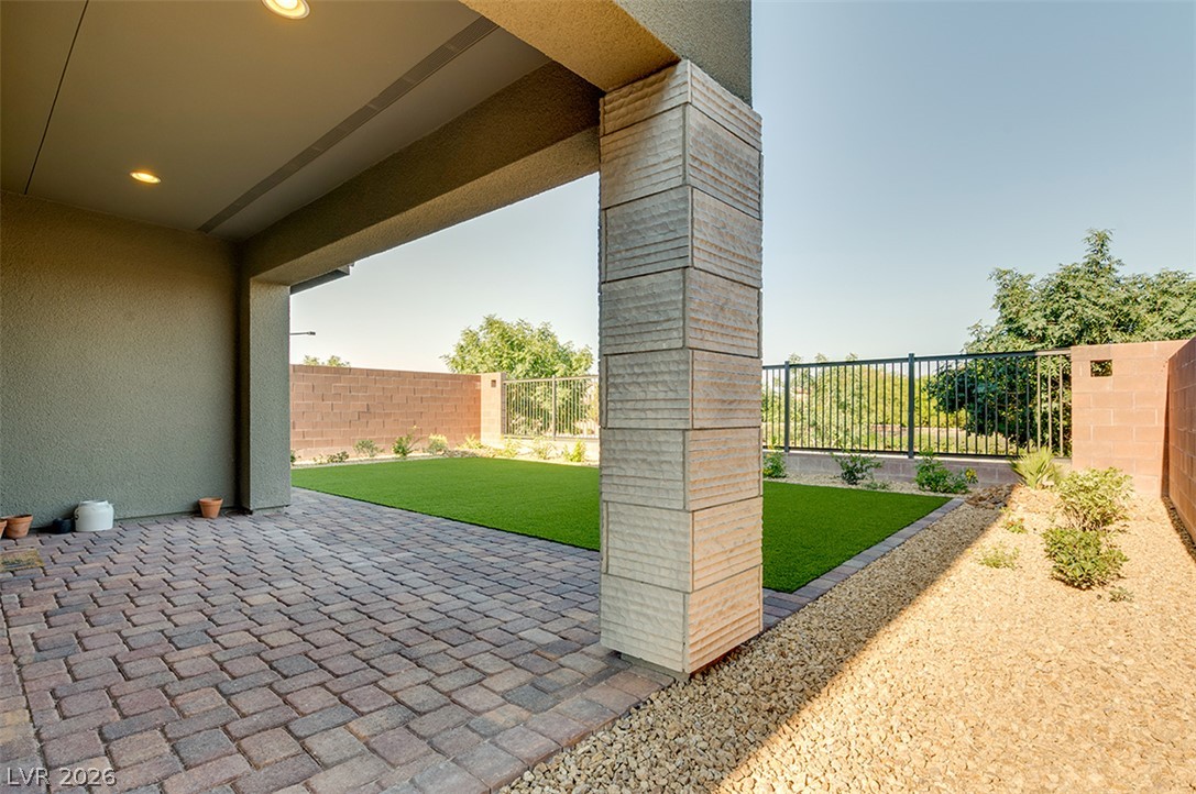 6020 Andezano Drive Property Photo 37