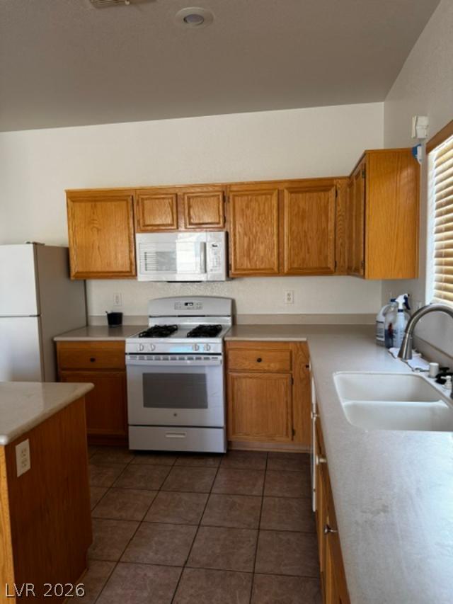 4132 Greenbridge St Property Photo 6