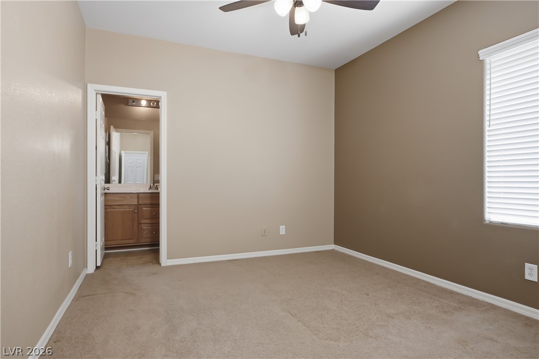 8305 Oakshire Street Property Photo 9