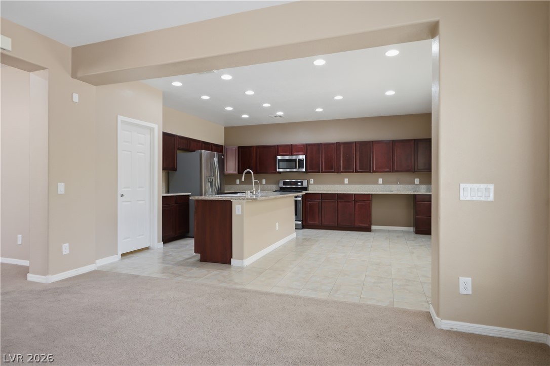 8305 Oakshire Street Property Photo 14