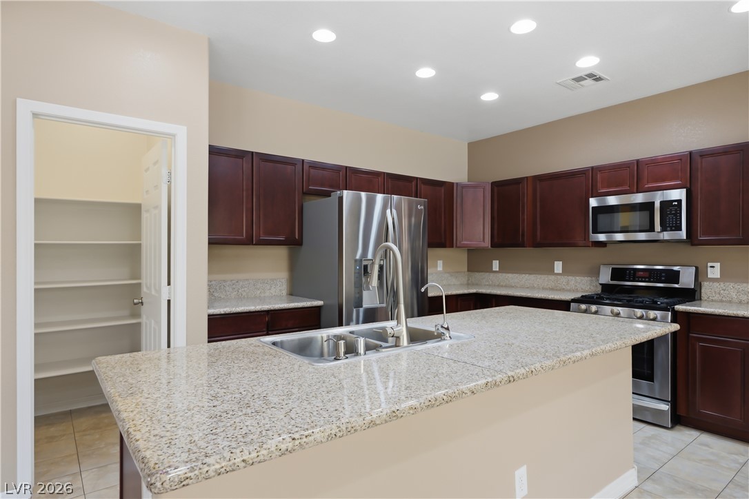 8305 Oakshire Street Property Photo 15