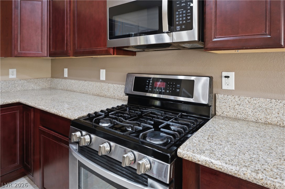 8305 Oakshire Street Property Photo 17